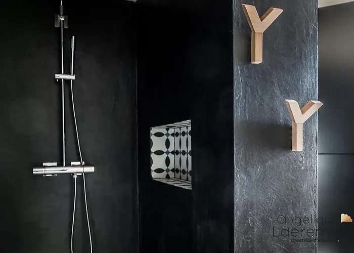 La Luciole Urbain A En Famenne * 马尔什昂法梅讷